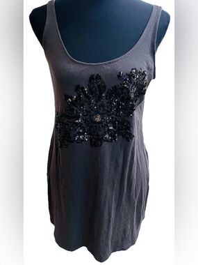 Express Women's Sequin Flower Tunic Tank Top gray/black size medium